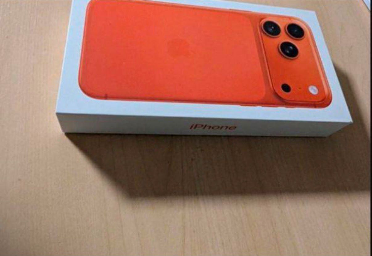Apple Telefoni cellulari / Smartphones: iPhone 17 pro max 512 GB neu – Nuovo e nell'imballaggio originale da Zollikofen venduto da hor_x9zy 2