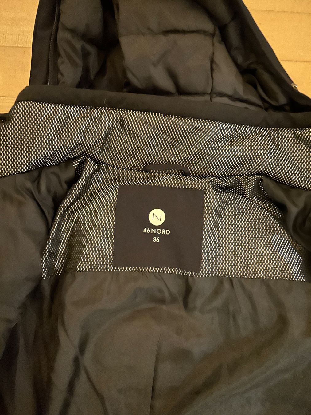 46 Nord Giacche: Winterjacke (Damen, Gr. 36) – Usato da Egolzwil venduto da lor_7nr8 2