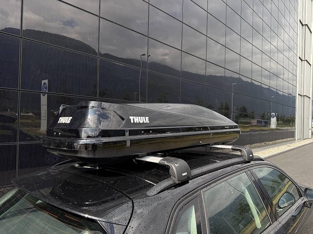Dachboxen: Thule Dachbox inkl. Dachträgersystem – Gebraucht aus Domat/Ems von MB11. 1