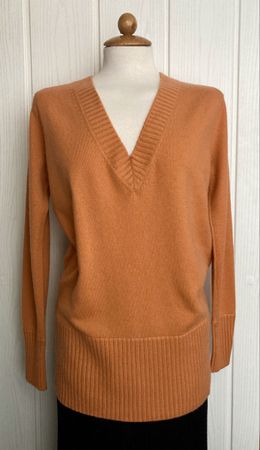 Essentiel V-Neck Pulli, Gr. 38/40, 55% Seide, 45% Kaschmir