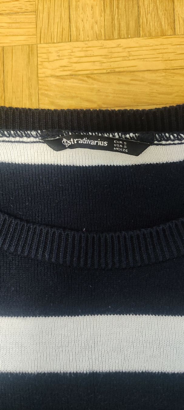 Maglioni & Felpe: Gestreifter Pullover von Stradivarius  stylischer Retro look – Usato da Rüti ZH venduto da Happynong 1