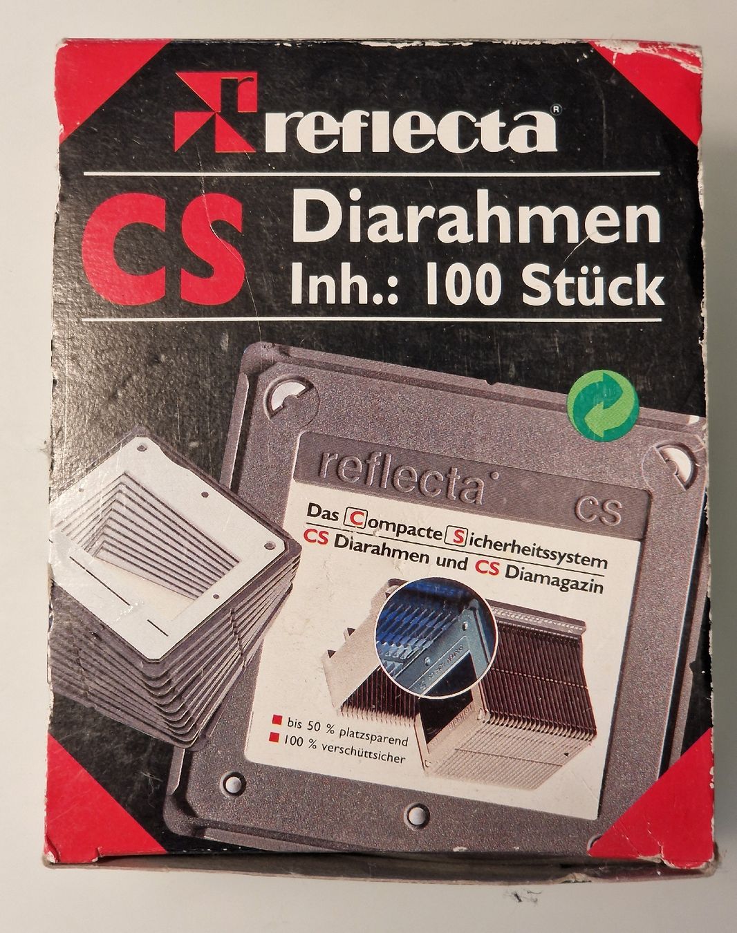 Laboratorio & Camera oscura: 100 neue Reflecta Diarahmen - originalverpackt – Nuovo e nell'imballaggio originale da Küssnacht am Rigi venduto da Mika014