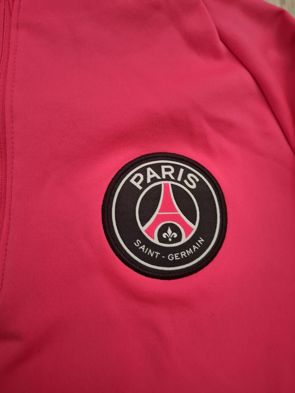 Nike Leibchen & Hosen: Pull d'entraînement Nike PSG Paris Saint-Germain - Rose S – Neu (gemäss Beschreibung) aus Le Locle von sAm_2112 1