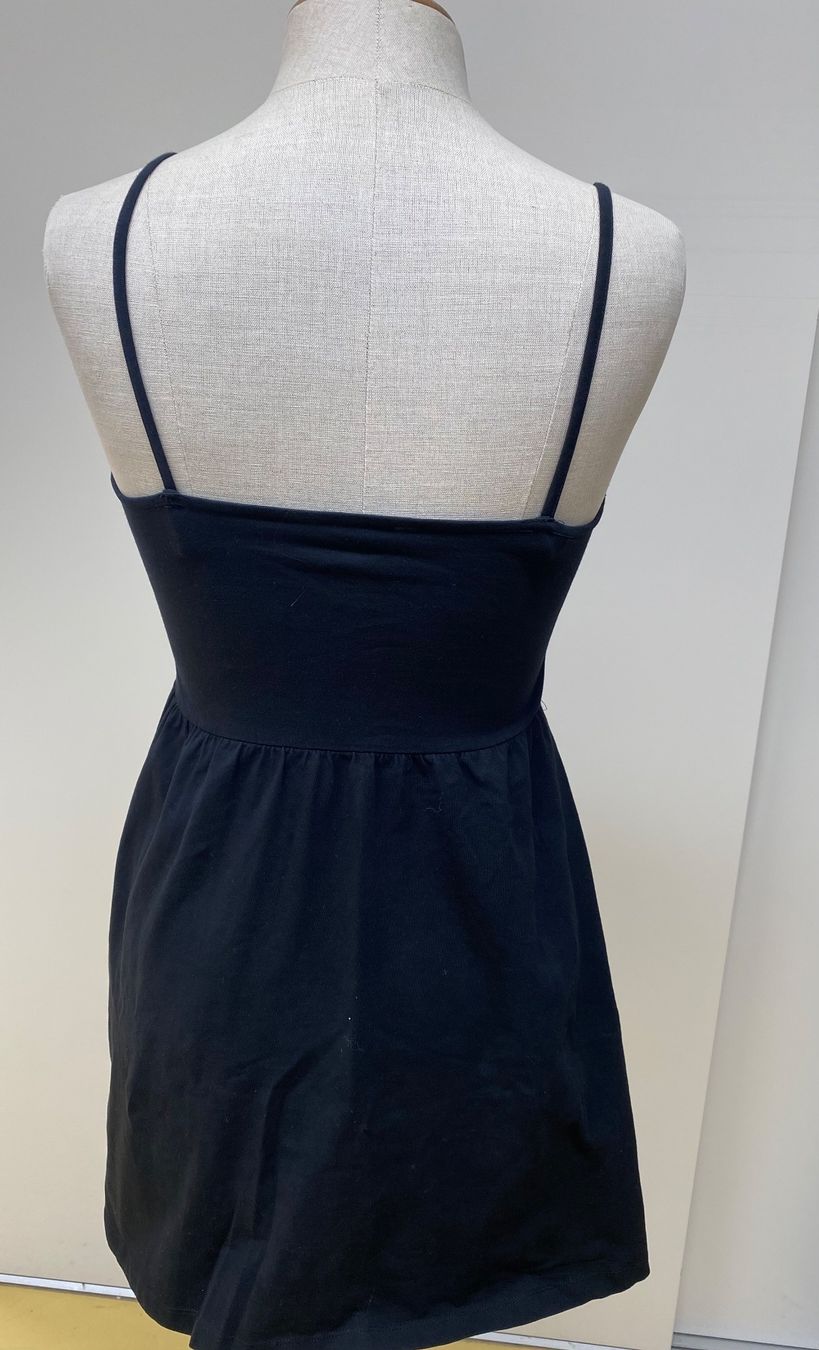 Topshop Vestiti: Schwarzes Jerseykleid mit Spitze am Oberteil, Grösse 38 – Usato da Kilchberg ZH venduto da lin_9p9m 1