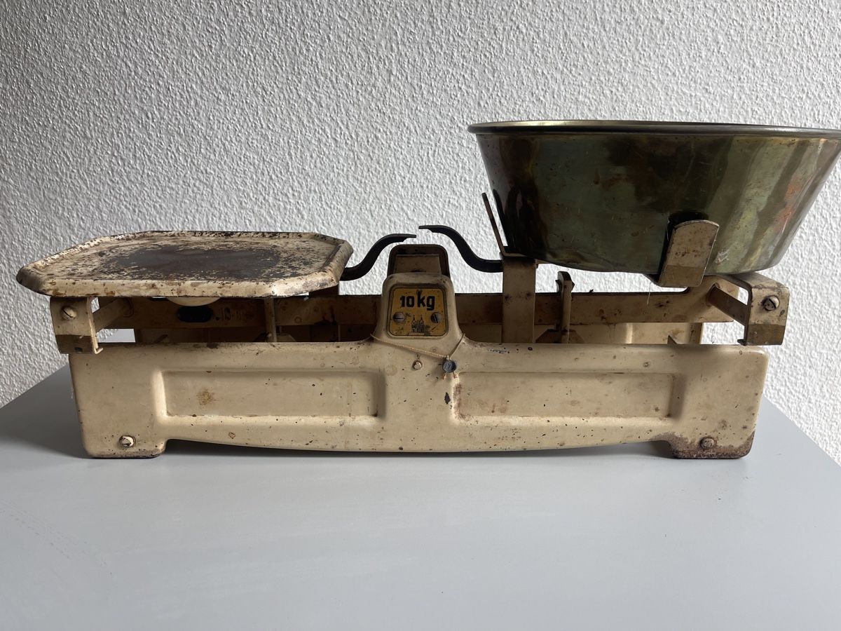 Bilance e pesi: Küchenwaage antik – Usato da Zürich venduto da d.reitzer