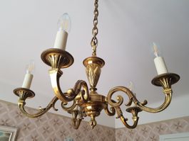 Lustre vintage en métal pour salon ou salle à manger.
