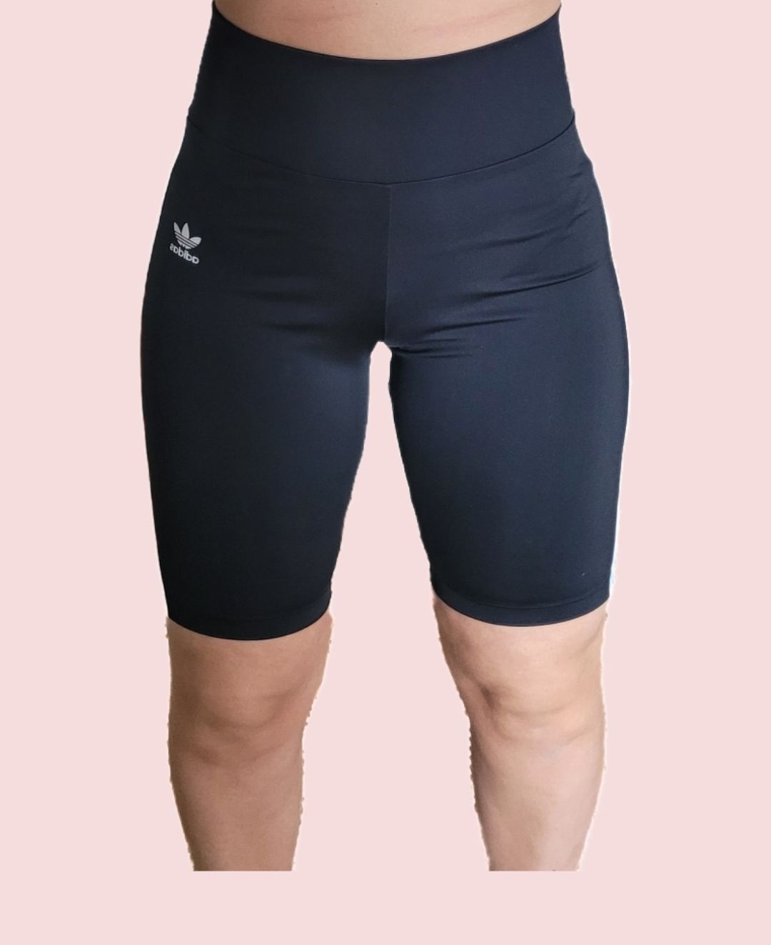 Adidas Leggings: ADIDAS Short noir - Taille 38 – Nuovo (secondo la descrizione) da Genève venduto da Tanaa_12