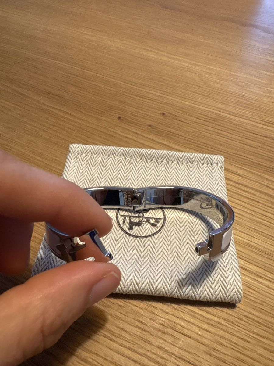 Hermès Armbänder & -reifen: Hermès H clic silver white – Gebraucht aus Zürich von sara_umpf 2