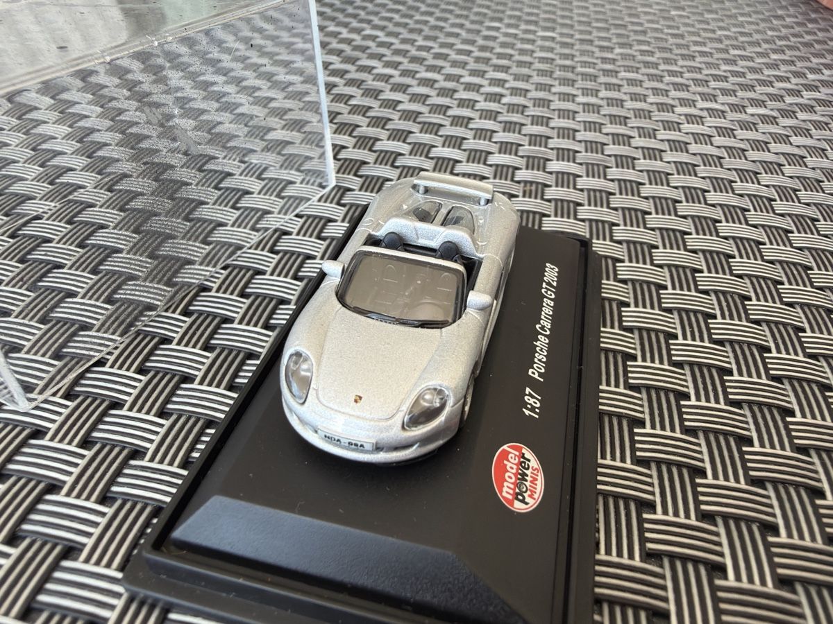 Porsche Modellini d'auto: Porsche Carrera GT - 1/87 – Usato da Wolfwil venduto da Rolex1 1
