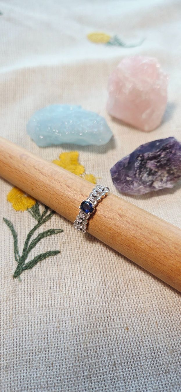 Anelli: NEW - S925 Sapphire Ring (Adjustable) – Nuovo (secondo la descrizione) da Zürich venduto da cin_wcf6 5