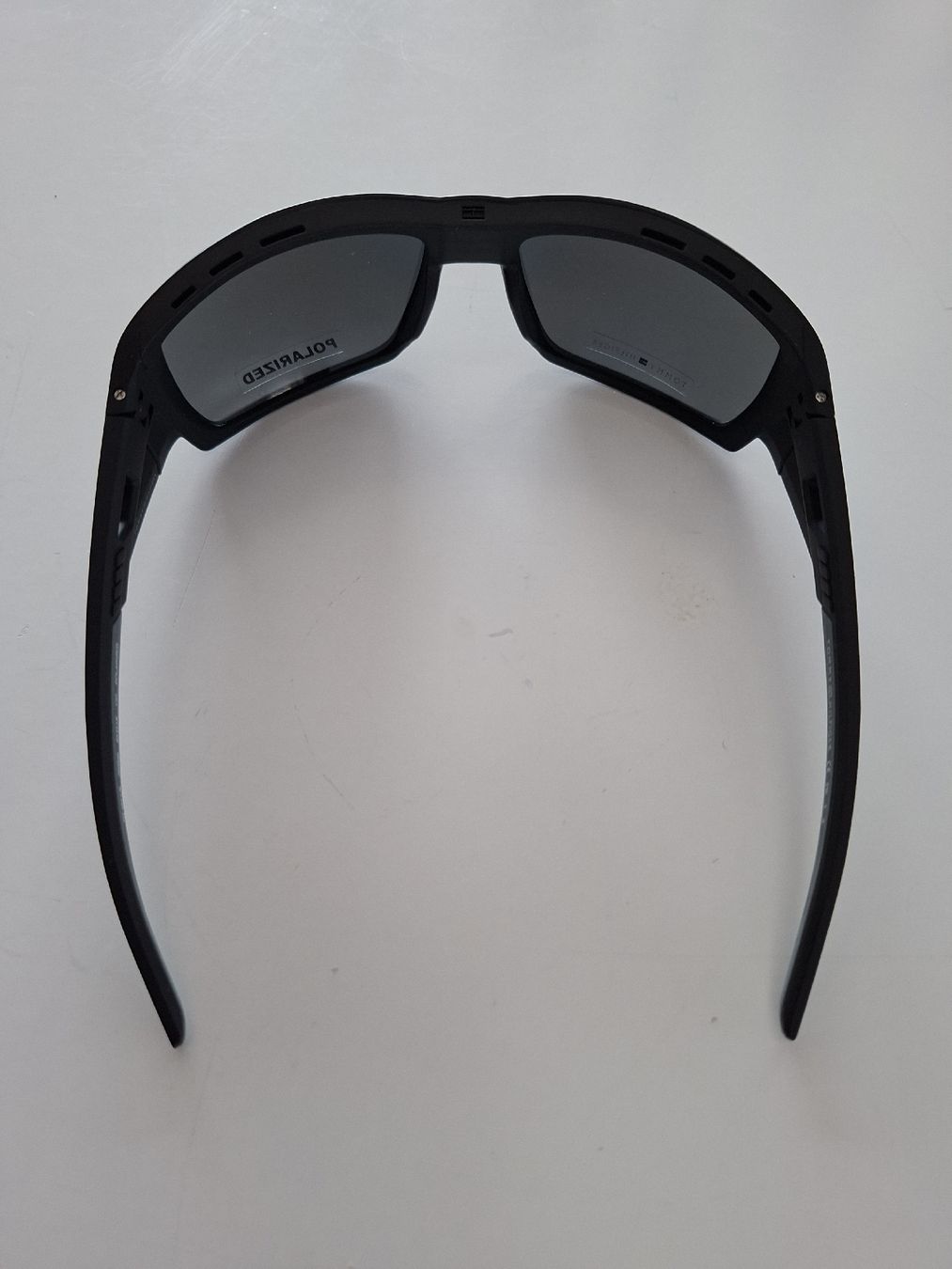 Tommy Hilfiger Brillen & Gläser: Sonnenbrille Tommy Hilfiger Polarized Schwarz – Neu und originalverpackt aus Baden von jcm_9dkf 2