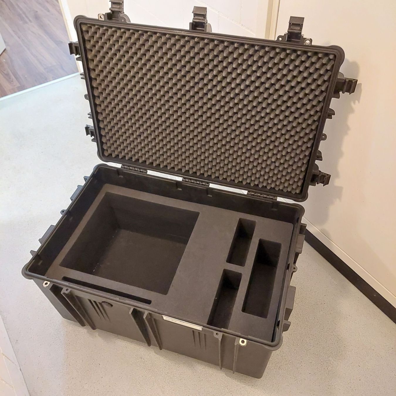 Valigie: Schlagfester Transportkoffer Explorer Cases 7641 – Usato da Aesch ZH venduto da dim3nsions 1