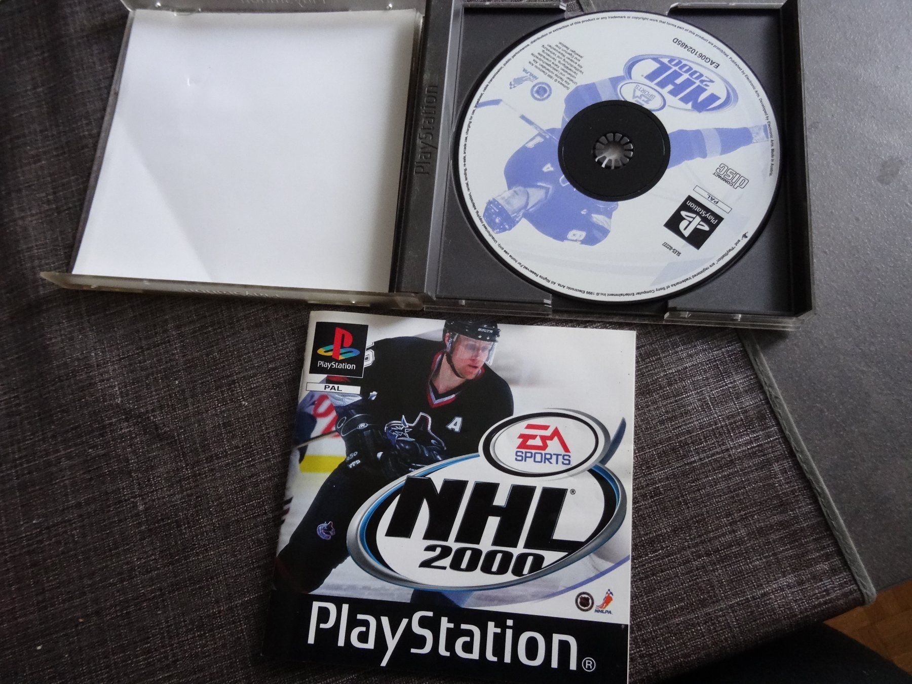 Sony Giochi: NHL 2000 PS1 – Usato da Olten venduto da Disc-Ausverkauf 1