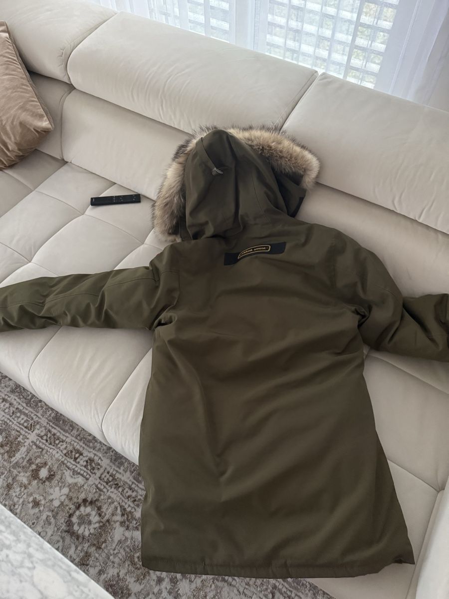 Giacche: Canada Goose Winterjacke Parka, , Gr. M – Usato da Holderbank AG venduto da CH-Holderbank 1