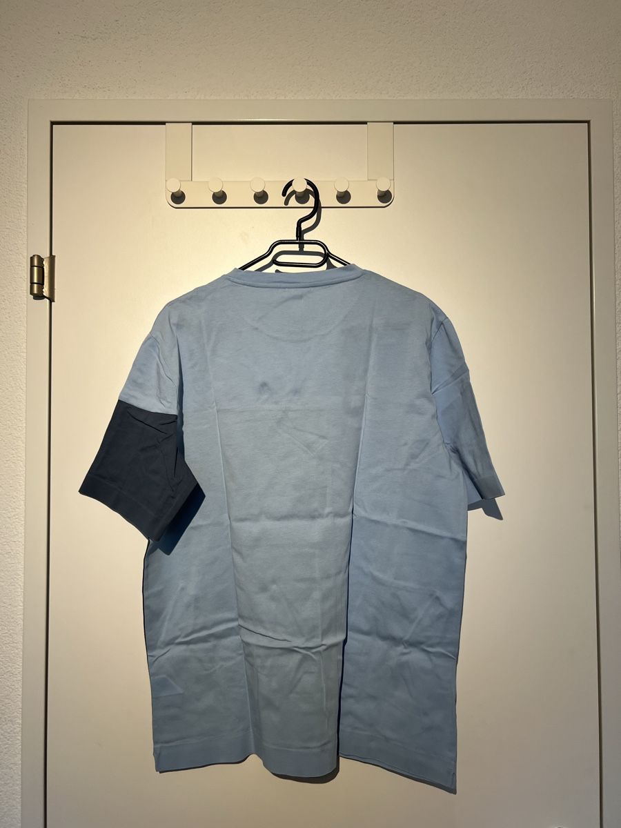 Cos T-shirt: COS T Shirt – Nuovo (secondo la descrizione) da Pfäffikon SZ venduto da pdroth 1