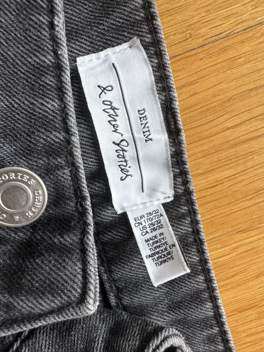 Other Stories Jeans: &other stories jeans – Usato da Bern venduto da FashionK92 2