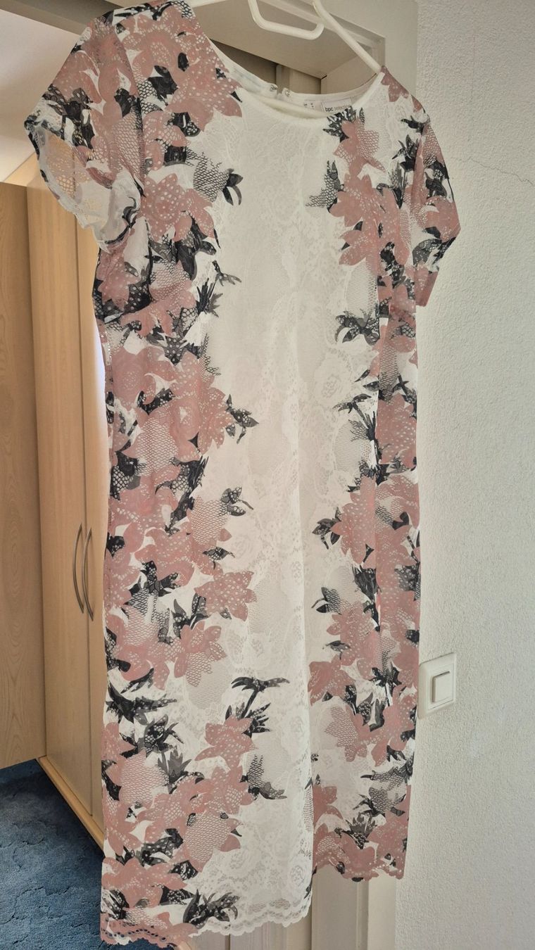 Robes: BPC Kleid, Grösse 42 – D'occasion à Lohn-Ammannsegg par Laluna16