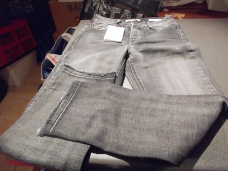 Jeans Size 25, Retro Lois, schwarz