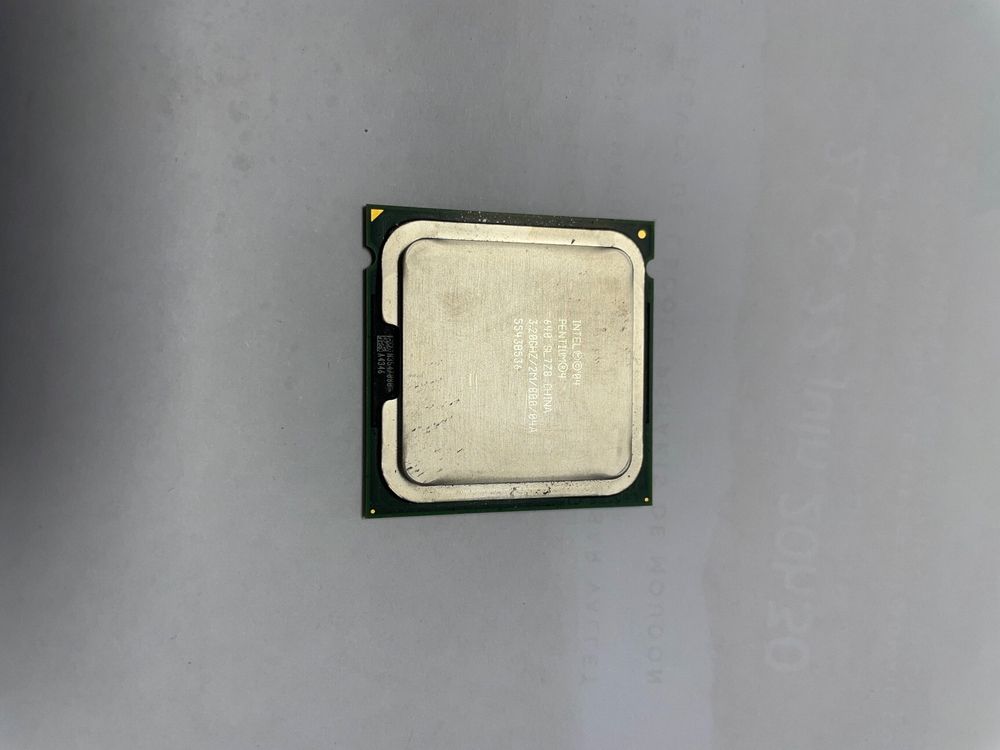 Processeur Intel Pentium 4 3.00 GHz Socket 775 – Pour Ordinateurs Anciens Ou Réparation