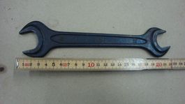 (KOPIE) Gabelschlüssel 22mm 27 mm