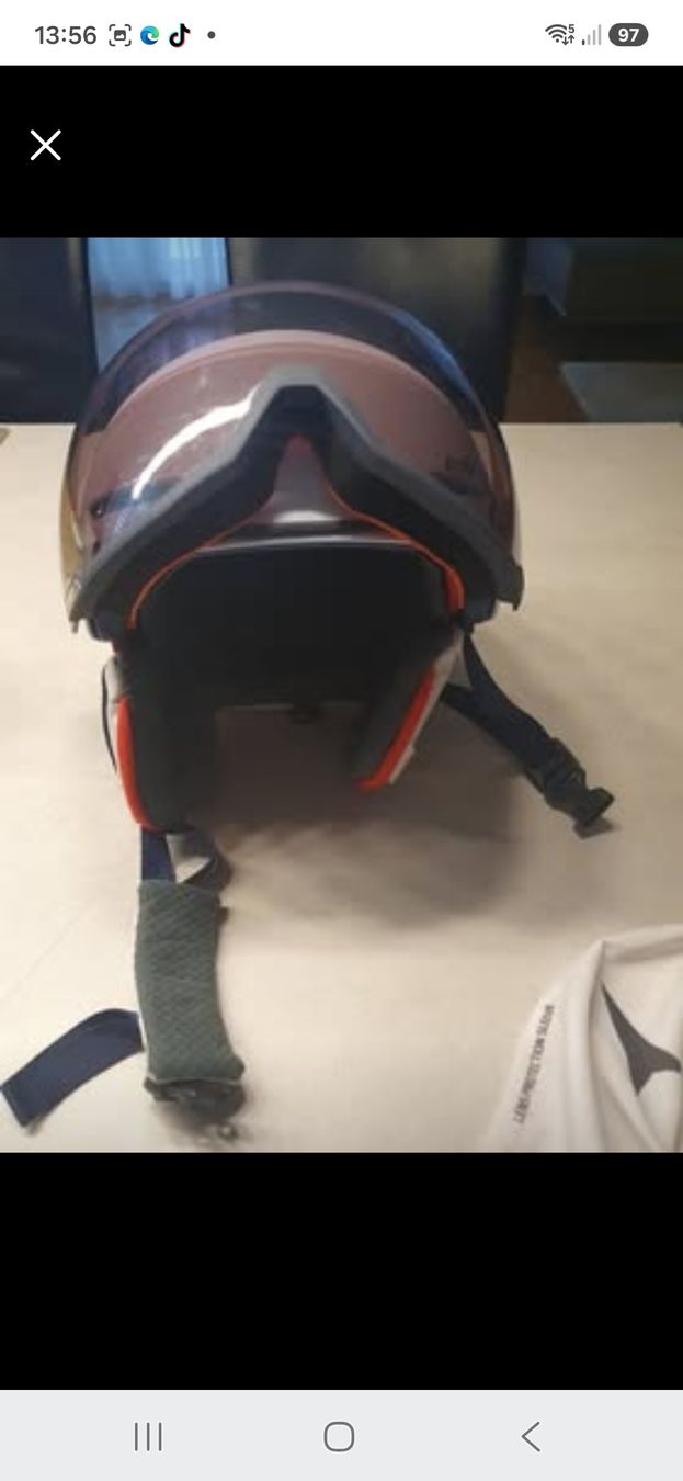 Caschi: kinder Skihelm – Usato da Steinhausen venduto da noemi22 1