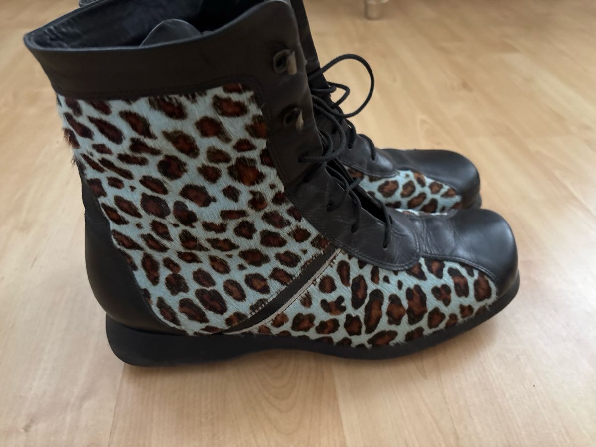 Damenschuhe: Vabene Schnürstiefel Leder – Gebraucht aus Zofingen von MasterPCI 1