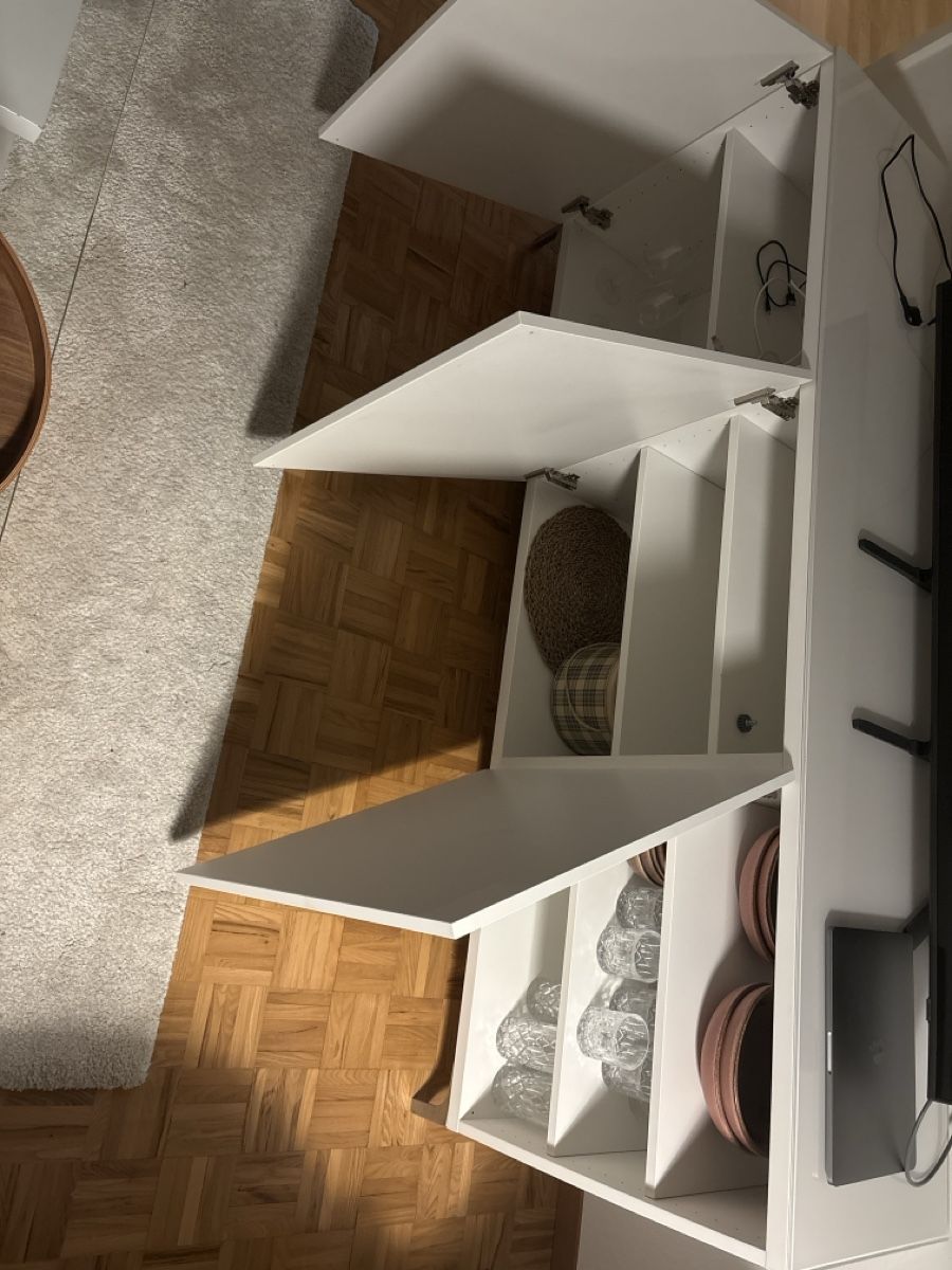 Mobili TV: Sideboard weiss – Usato da Kilchberg ZH venduto da bau_x7vy 1