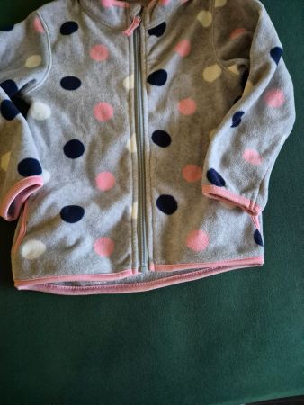 Warme Kinderfleecejacke mit Pünktchen, Grösse 98  Top!
