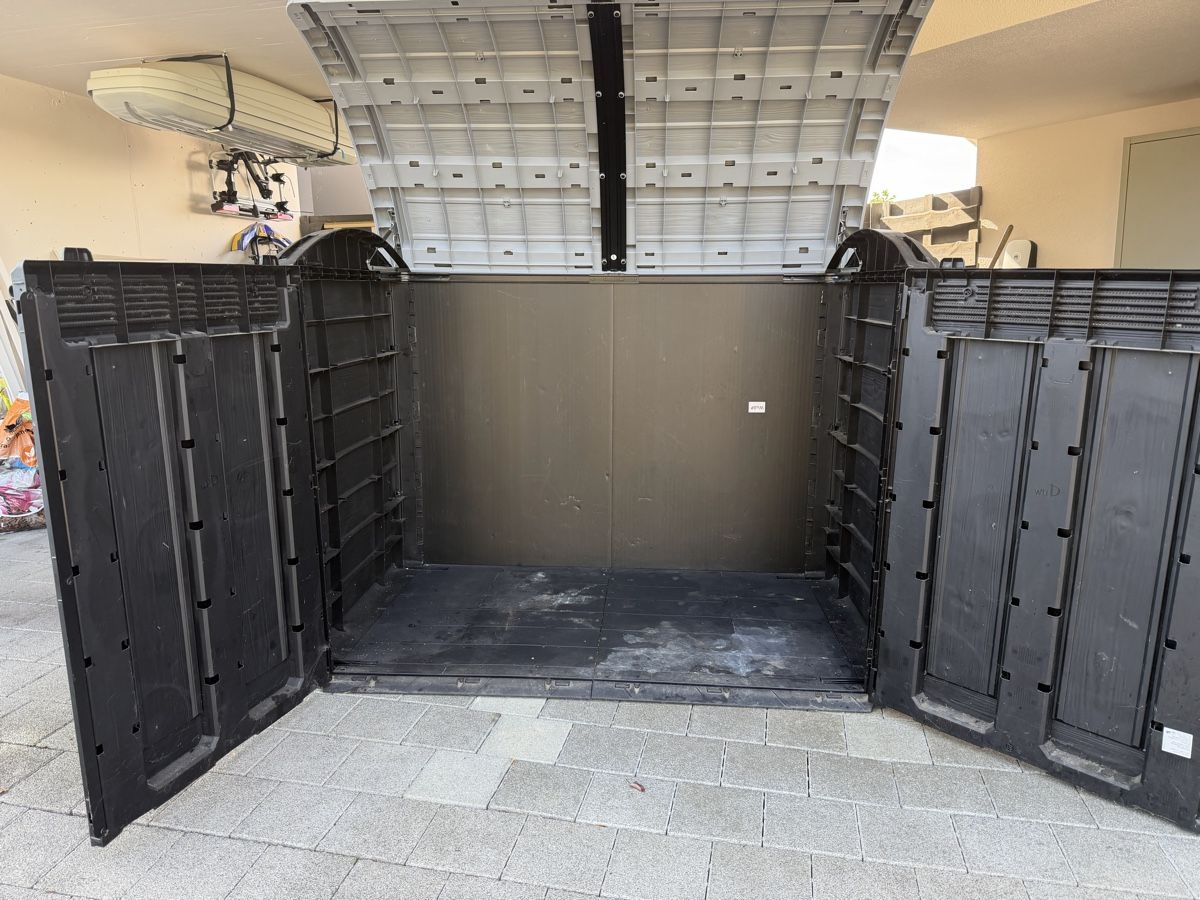 Keter Coffres de rangement: Keter Gartenbox  – D'occasion à Waltenschwil par Almilu 1