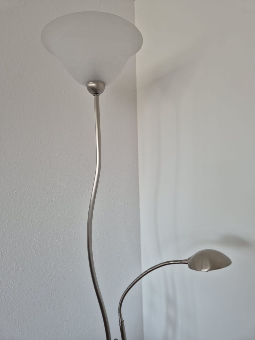 Lampes: Stehlampe – D'occasion à Fischbach-Göslikon par roger301272 1