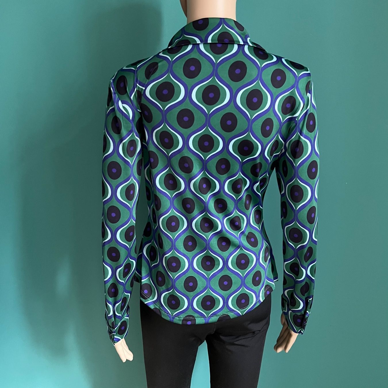 Zara Blusen: gemusterte ZARA Bluse 💚 – Gebraucht aus Zürich von ClosetQueen 5