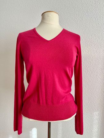 Armani: leichter Pullover, V-Auschnitt, rot, Gr. 36 38