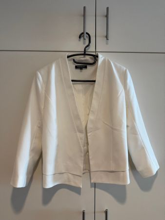 Kurzer Weisser Blazer Marke MORGAN ***NEU***🤍🤍🤍