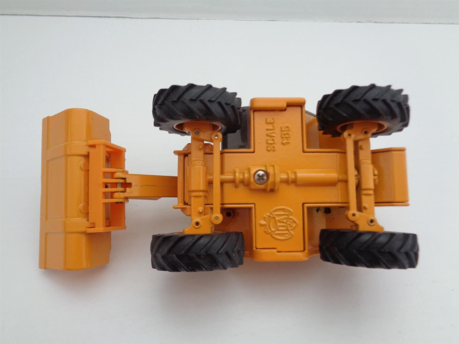 Modellbausätze & Standmodelle: Jdal Loadall 525-58 Teleskoplader 1:35 – Gebraucht aus Chur von omonia 5