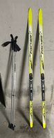 Skis de fond Fischer RCR avec fixations Salomon et bâtons