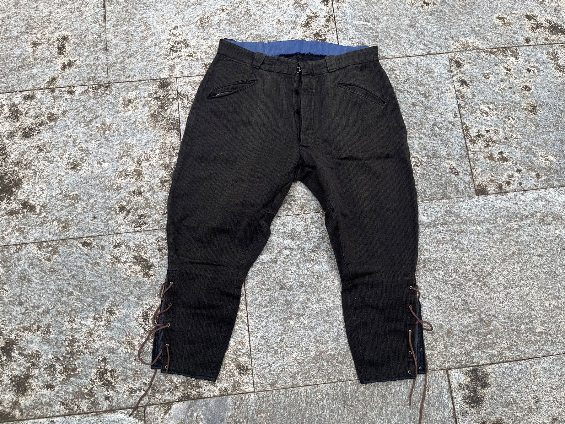 Pantaloni: Motorradhosen Breeches Antik Oldtimer – Usato da Bottmingen venduto da Puffsack