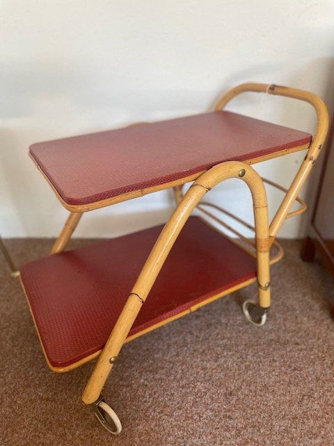 Midcentury Servierboy auf Rädern (Bambus / rot) Kaufen auf Ricardo
