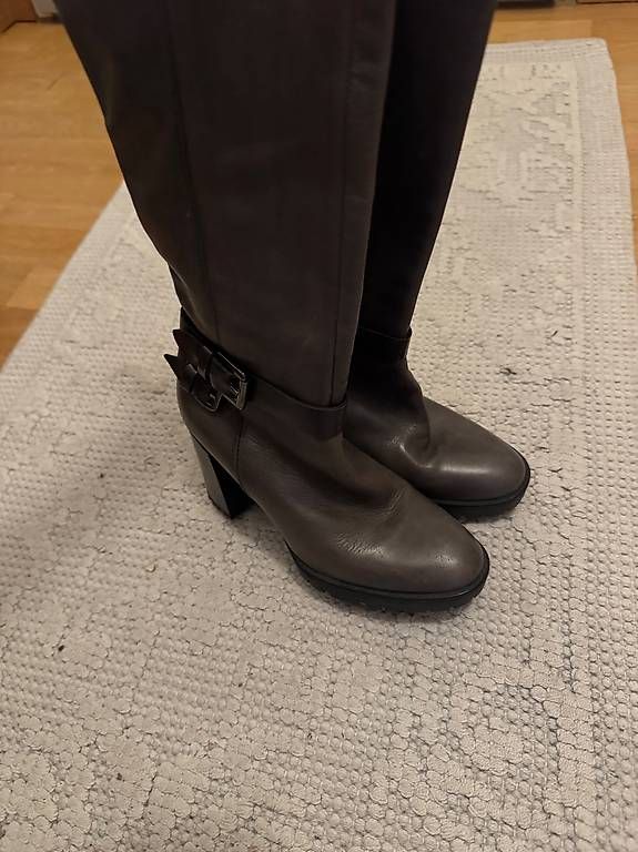 Damenschuhe: Globus Stiefel – Gebraucht aus Opfikon von MissRuby 1