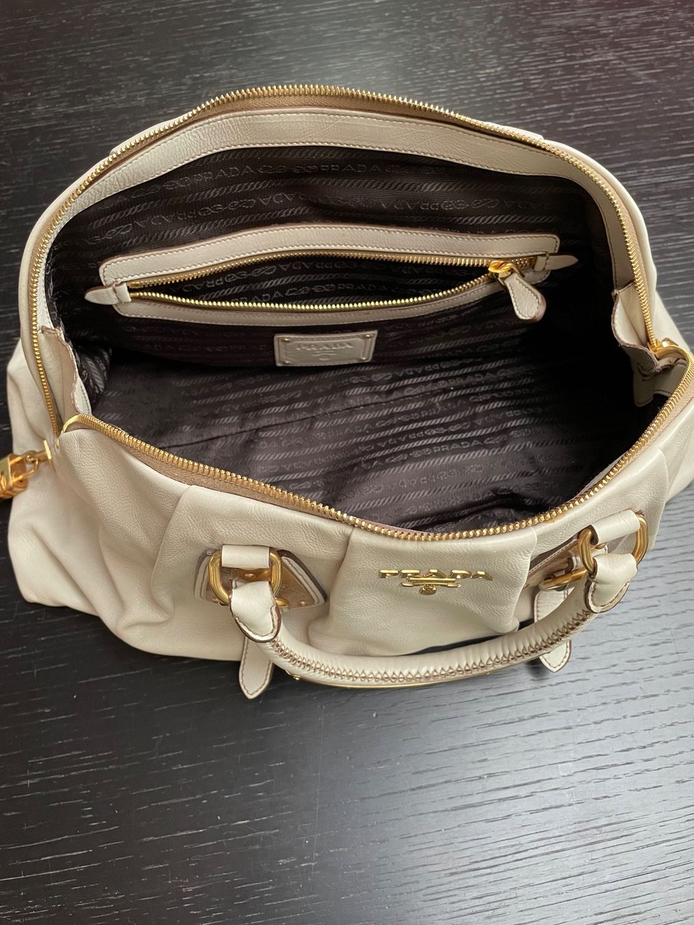 Prada Sacs femmes: Prada Handtasche – D'occasion à Zumikon par Celine_1001 3