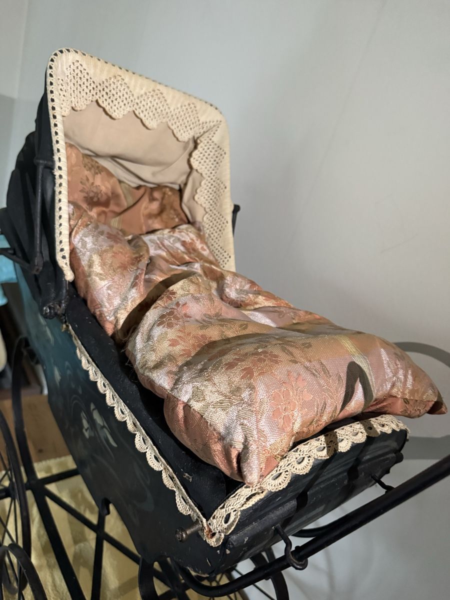 Carrozzine per bambole: Antiker Puppen Kinderwagen – Usato da Wohlen AG venduto da chippy02 4