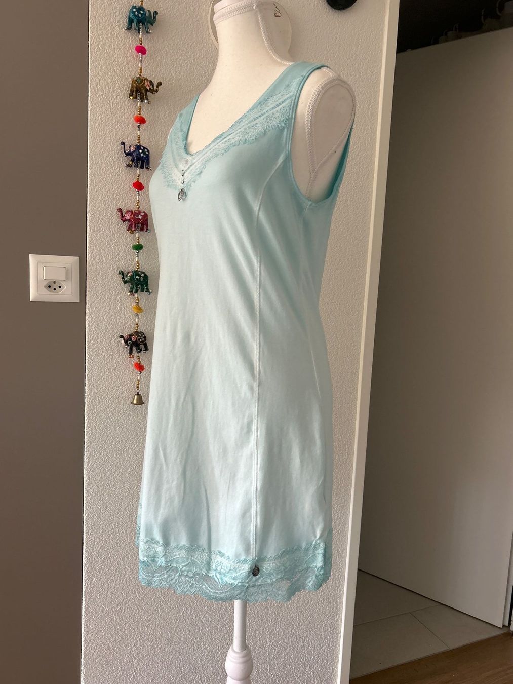 T-Shirts: Ärmelloses Shirt lang hellblau – Gebraucht aus Brunnen von Nala2929 4