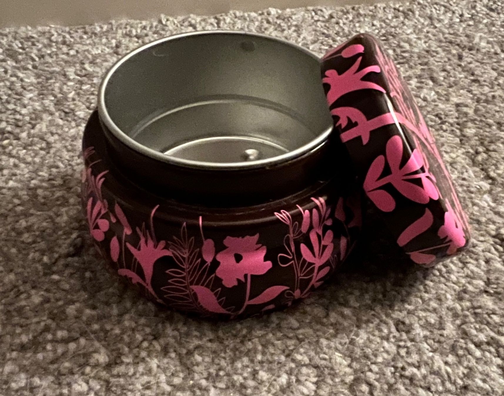 Partylite Tutte le decorazioni: • Metalldose von Partylite • – Usato da Basel venduto da mendoza13