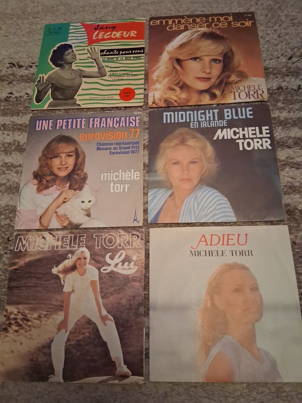 Dischi in vinile: Collection de 45 tours vintage – Usato da Aigle venduto da Marcagapit 3