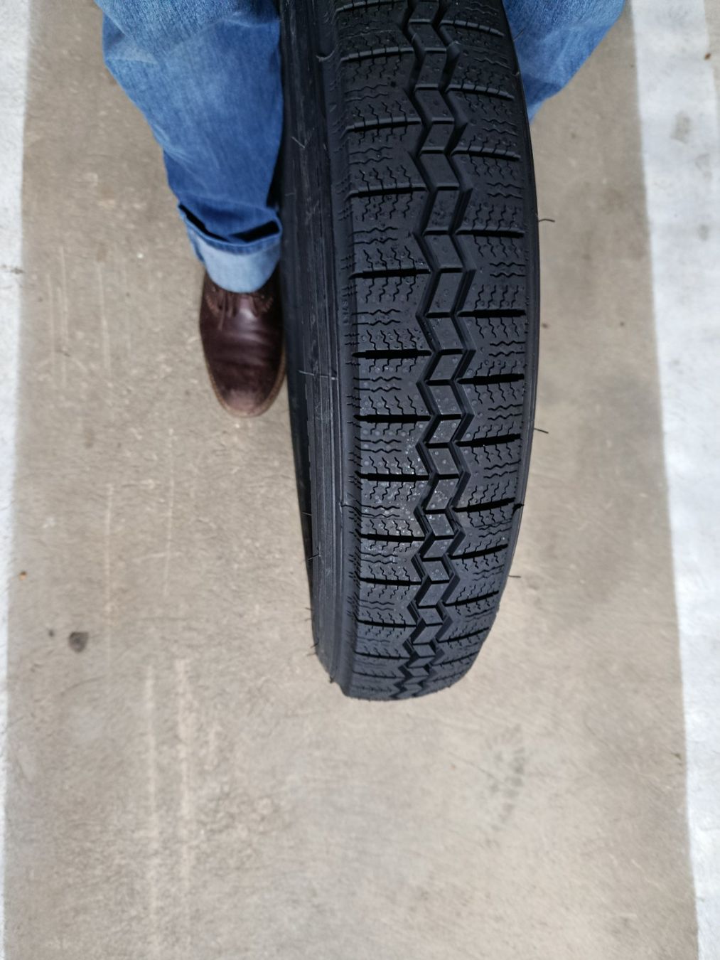 Michelin Pneus & Kompletträder: Oldtimer Pneu Michelin – Neu (gemäss Beschreibung) aus Nesslau von Tisch2 1