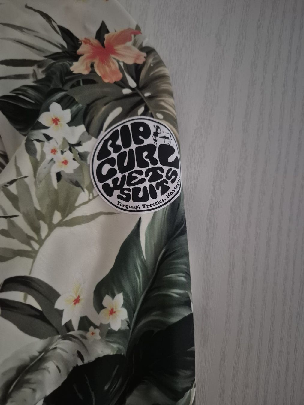 Rip Curl Maillots de bain & Bikinis: Ripcurl Badeanzug Lycra Damen Langarm Grösse S – Neuf (Voir description) à Münsingen par jahflow 3