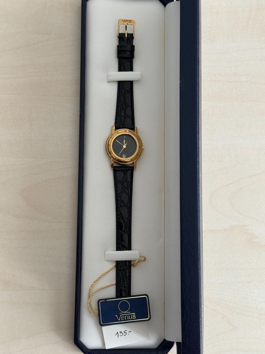 Venus Uhren: Damen Uhr - VENUS, swiss – Neu und originalverpackt aus Zug von Cry71 1