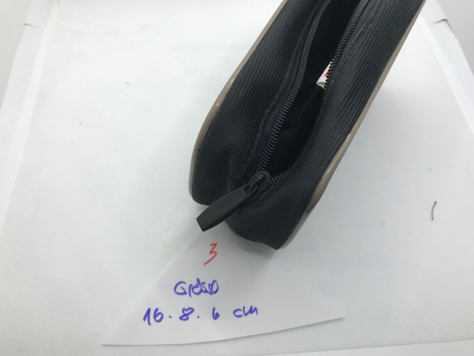 Trousses de maquillage: Amenity Kit Swiss Business Class – Neuf (Voir description) à Niederteufen par mix18 1