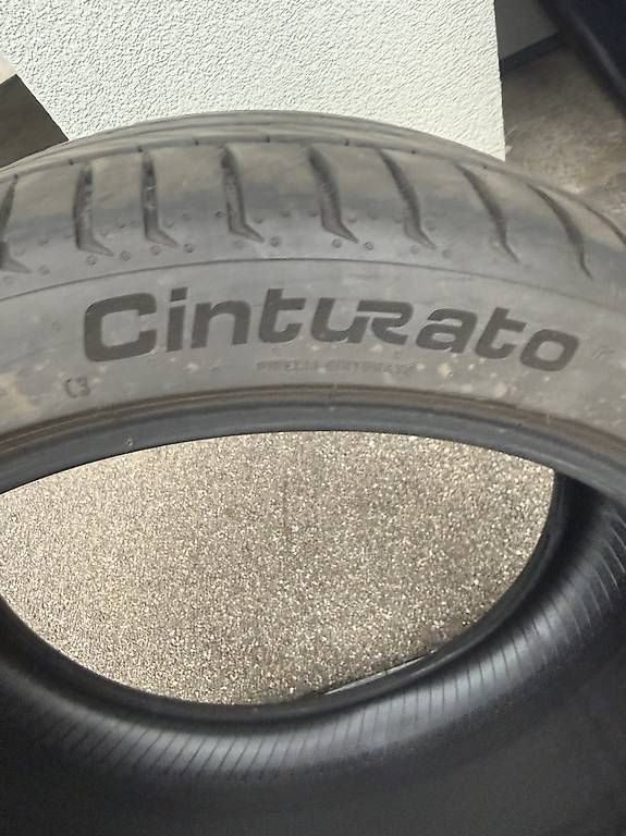 Pirelli Pneus & Kompletträder: Pirelli Sommerreifen 235/40 R19 – Gebraucht aus Dübendorf von jantar1985 4