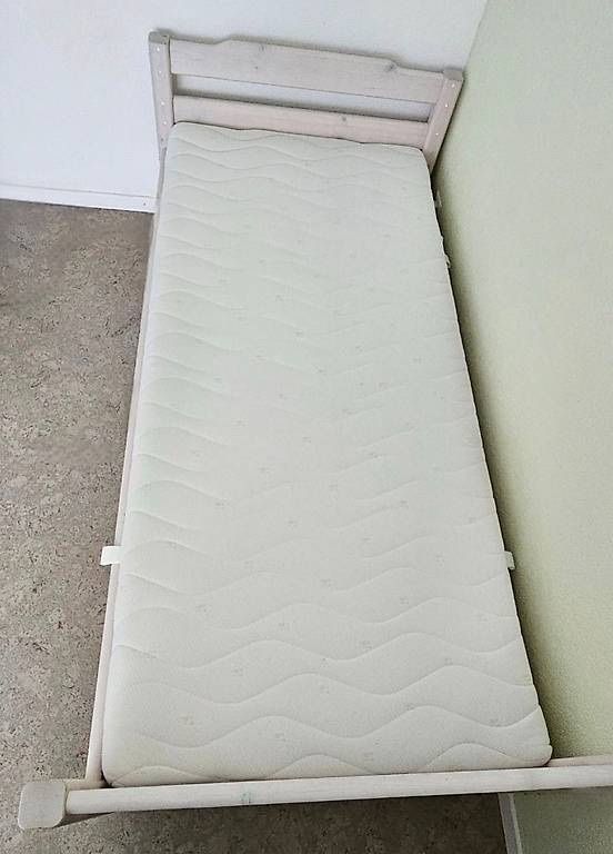 Matratzen: Matratzen 90x200 – Gebraucht aus Näfels von ste_xmg7