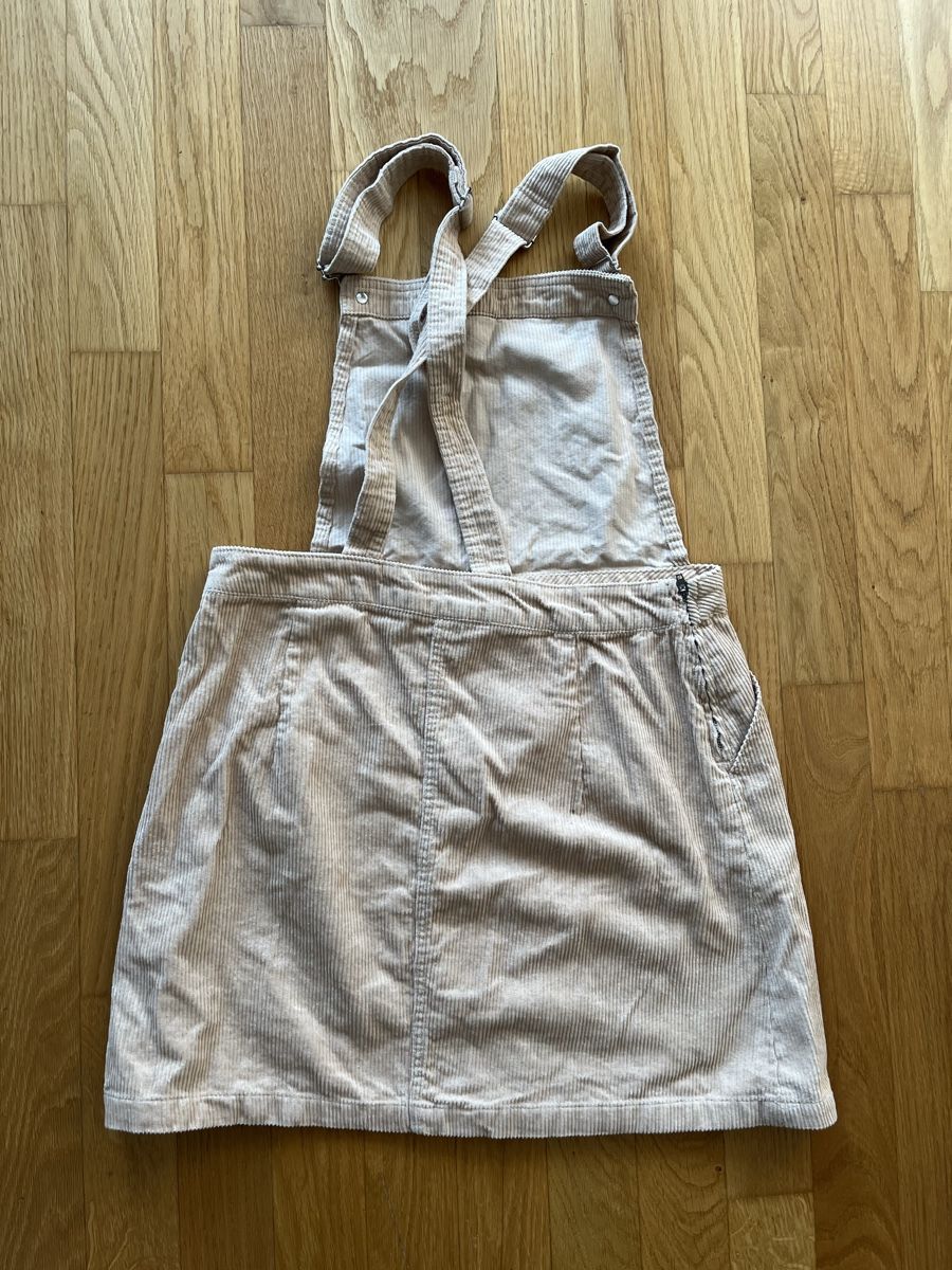 H&M Vestiti: Kleid, Gr. 42 – Nuovo (secondo la descrizione) da Schliern b. Köniz venduto da ali_ytz9 1